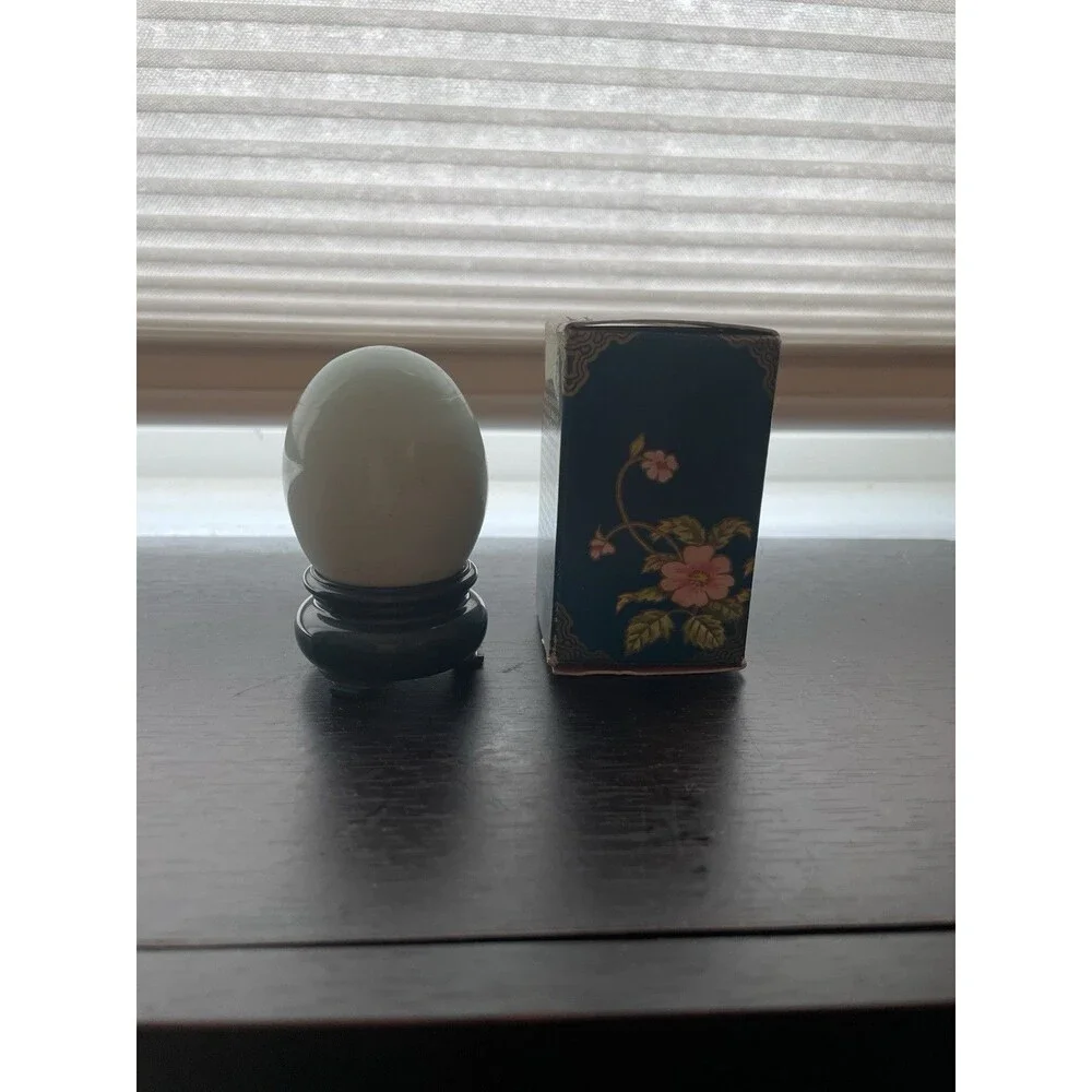 Vintage Avon Cologne Oriental Egg Delicate Blossoms Full Patchwork Cologne